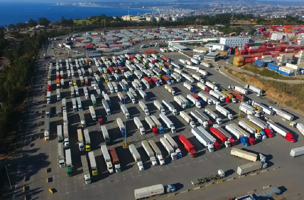 Puerto de Valparaíso: Camiones que ingresan al Zeal redujeron su tiempo de espera en 1,5 minutos